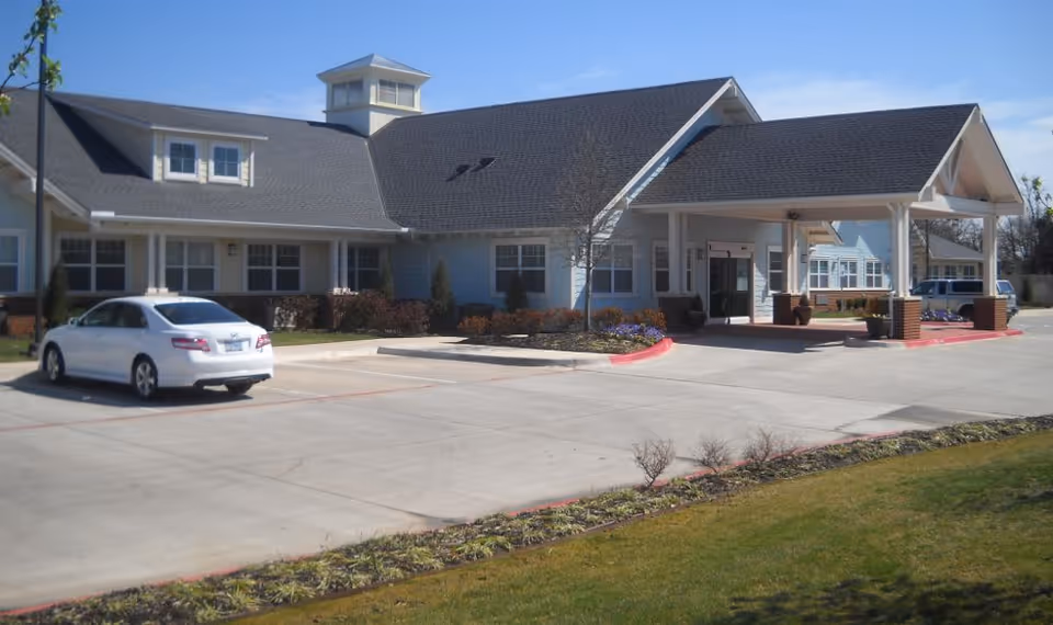Photo 3 of Iris Memory Care of Nichols Hills