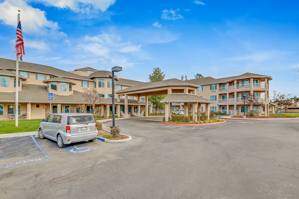 Photo 3 of Solstice Senior Living at Bakersfield