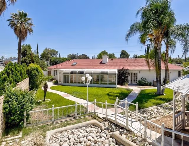 Photo 3 of Rose Valley Redlands II