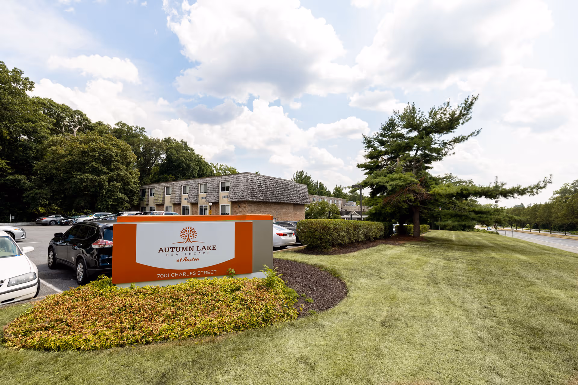Photo of Autumn Lake Healthcare at Ruxton