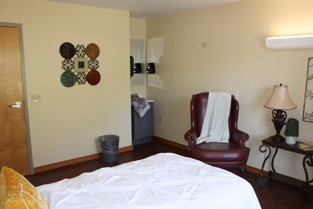 Photo 10 of Oakdale Care Center