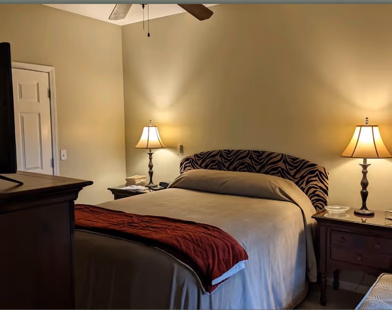 Photo 4 of Armour Oaks Senior Living Community