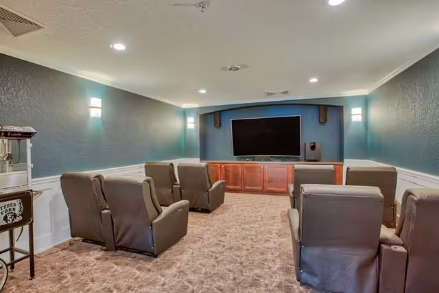 Photo 10 of Charter Senior Living of Davison