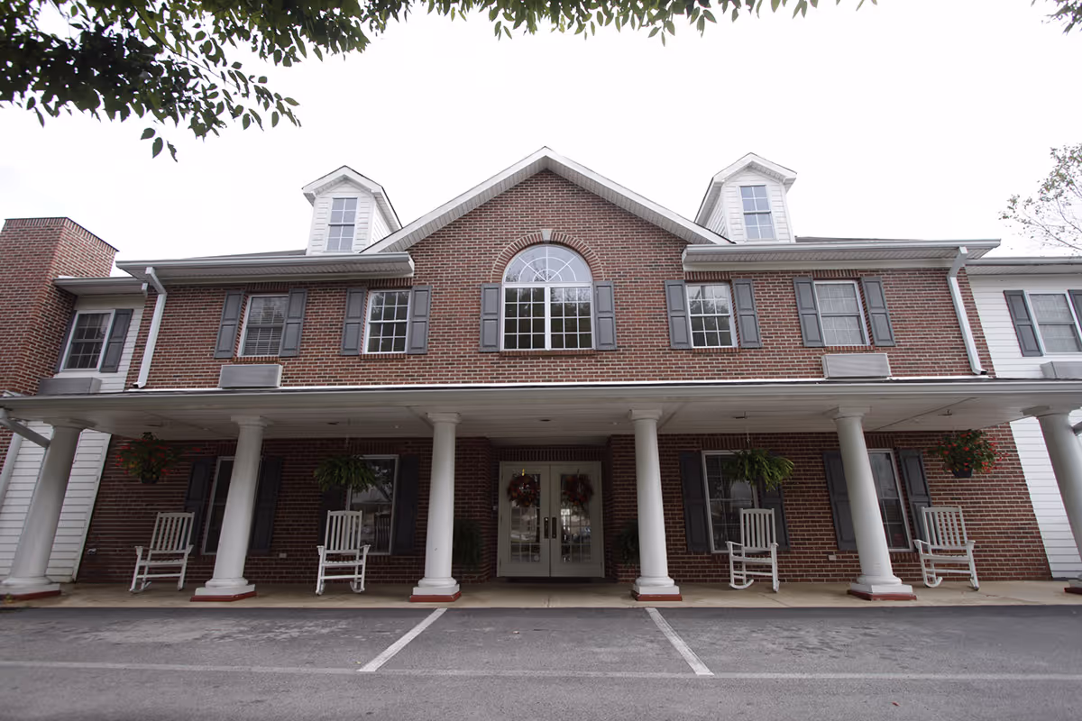 Photo 3 of Regency House