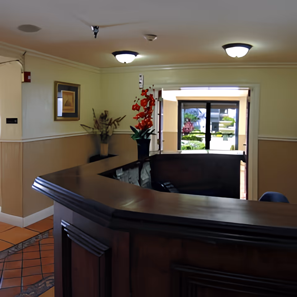 Photo 12 of Midtown Manor