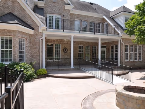 Photo of Avendelle Assisted Living Weaver Crossing