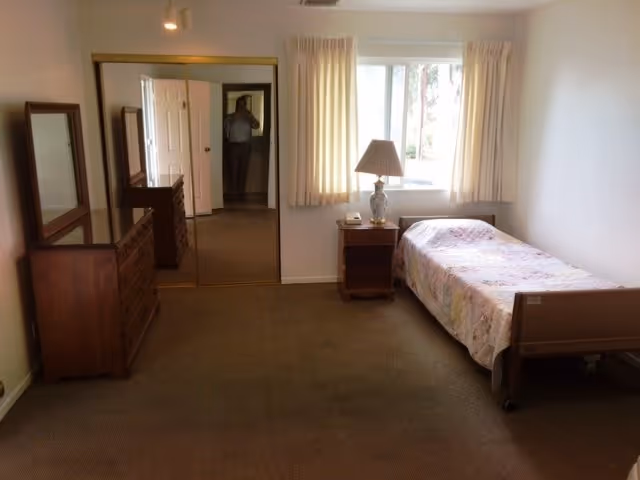 Photo 3 of Crestview Manor