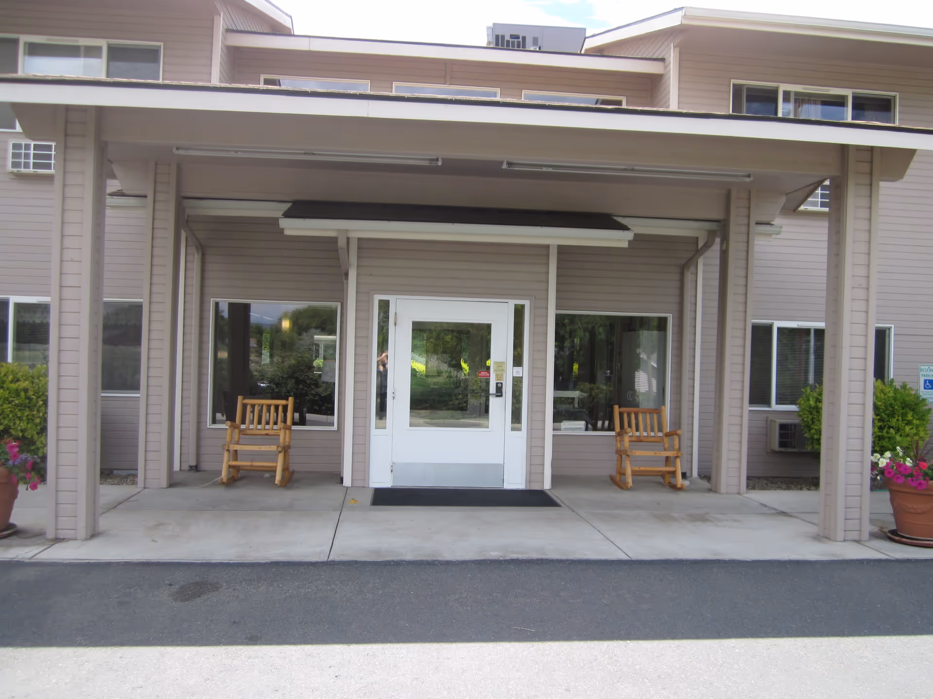 Photo 2 of Sunnyside Assisted Living