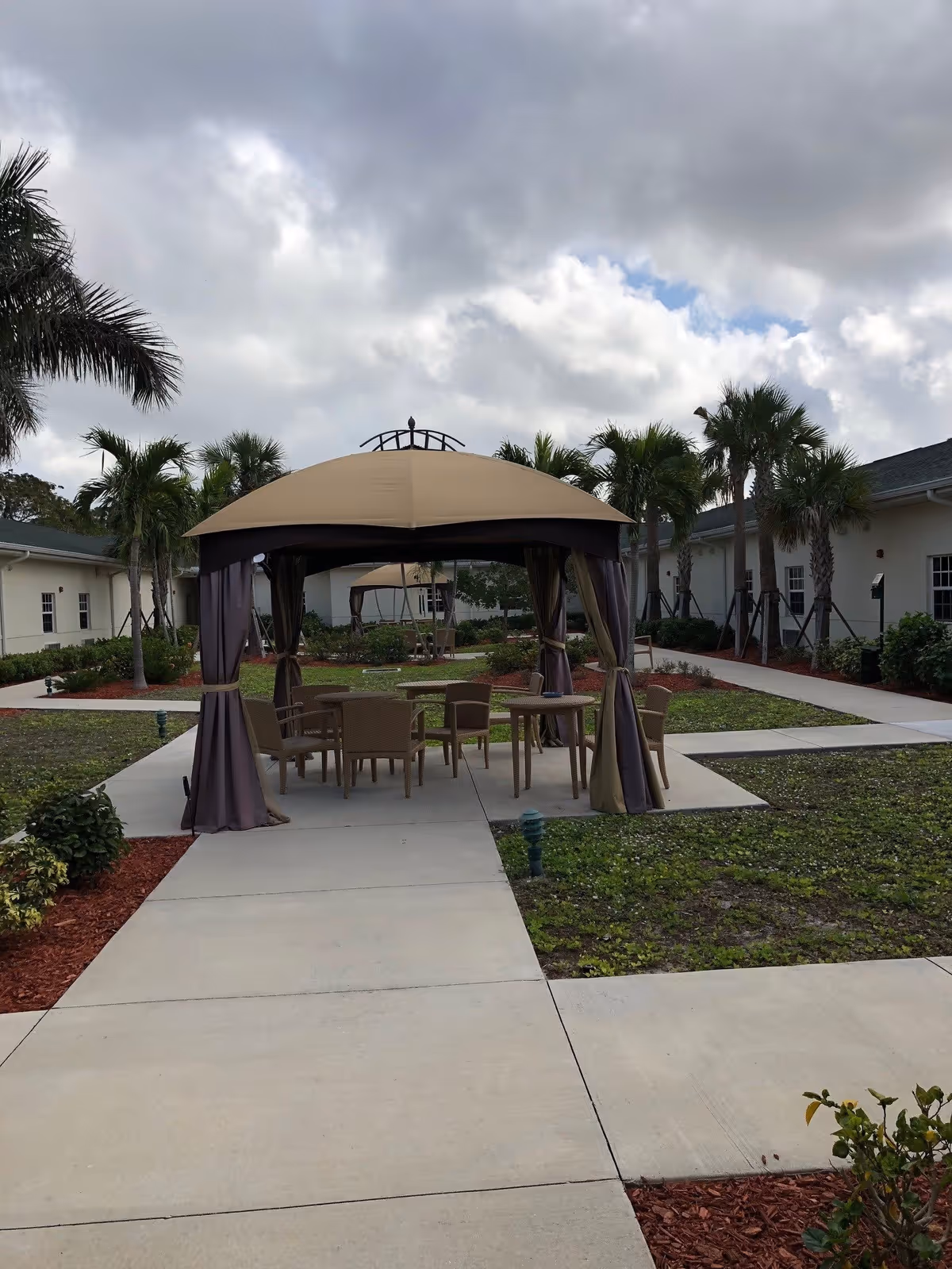 Photo 14 of The Rose Garden Of Fort Myers