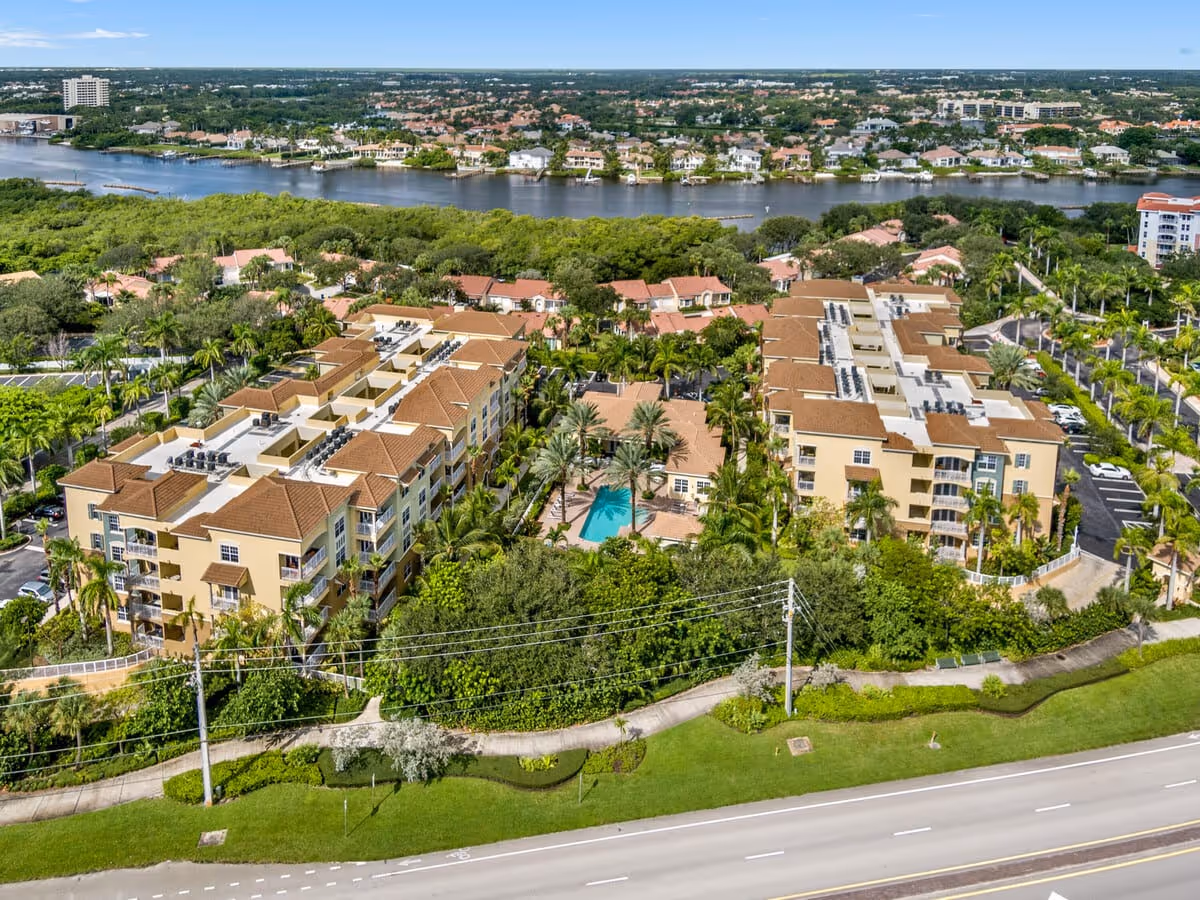 Photo 2 of Riverwalk Pointe