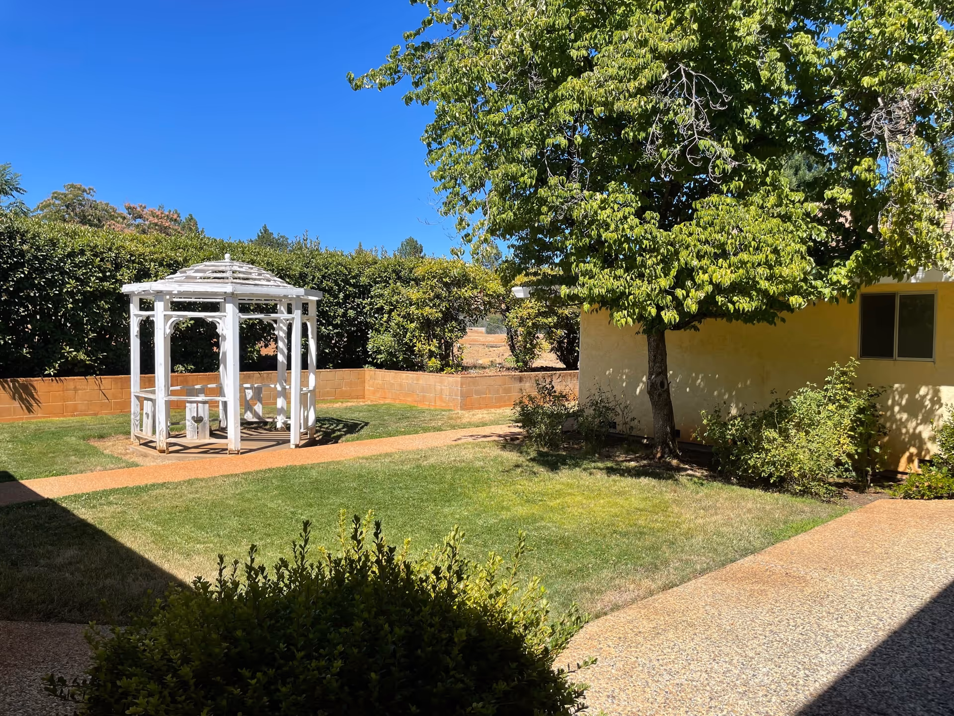 Photo 3 of Sunshine House