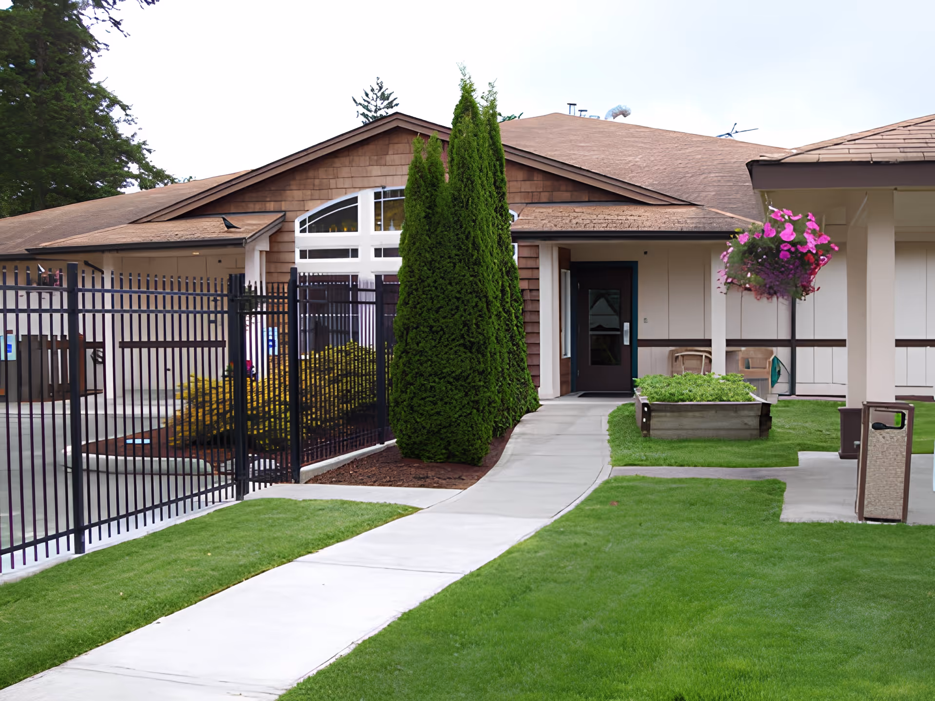 Photo of Pioneer Place Alzheimer Residence Of Tacoma