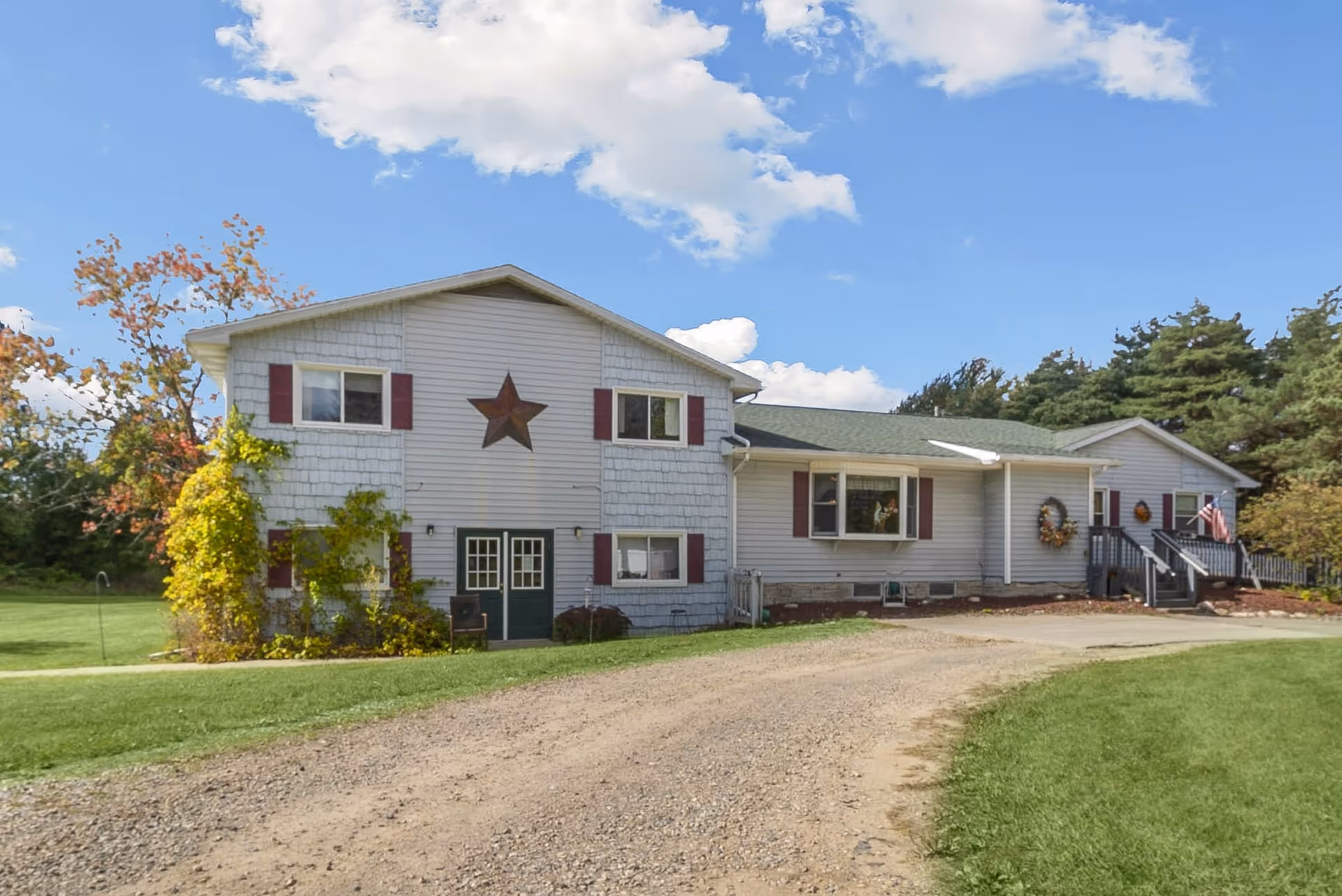 Photo of Caremore of Metamora / Bolton Brook Manor