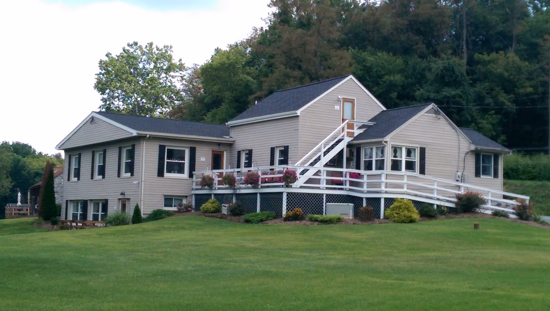 Photo of Willow View Home