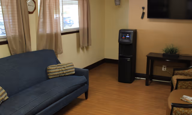 Photo 4 of Golden Madera Care Center
