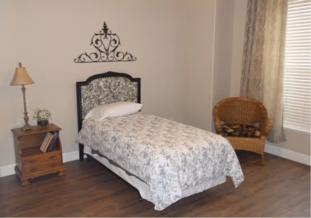 Photo 5 of Robin Court Assisted Living
