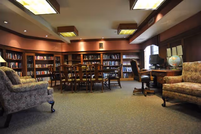 Photo 6 of Westwood Oaks Independent Living - A Riverside Senior Life Community