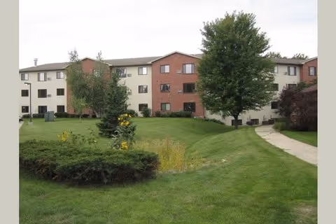 Photo 3 of The Ridge at Madison