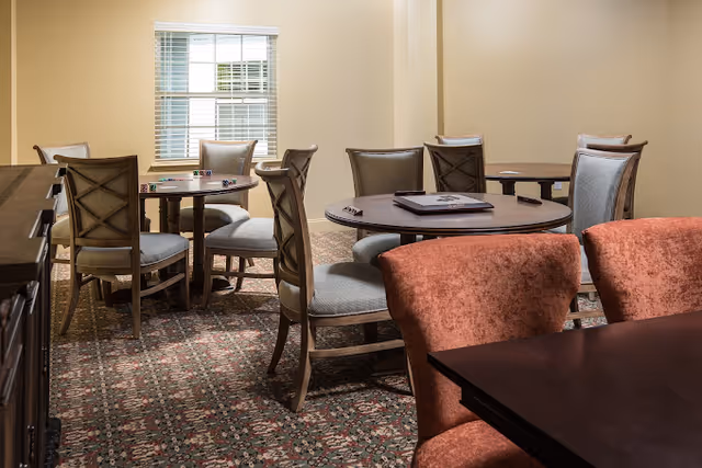 Photo 5 of The Villa at Westhampton: A Willow Ridge Senior Living Community