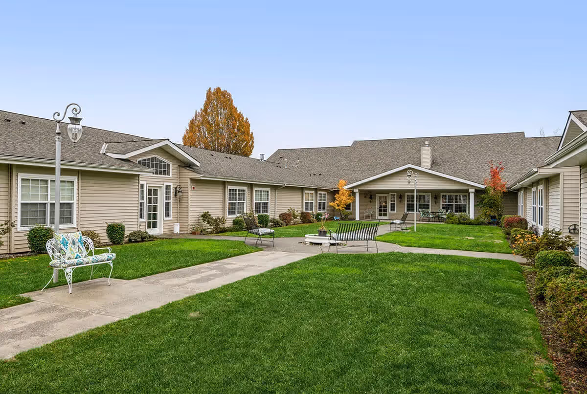 Photo 4 of Avista Senior Living Sumner