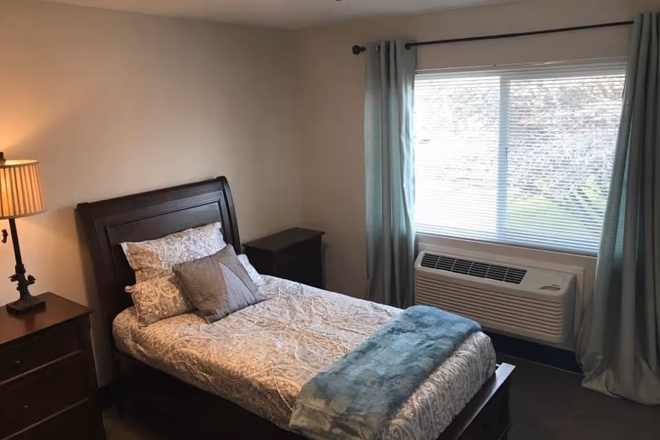 Photo 19 of Heatherwood Senior Living