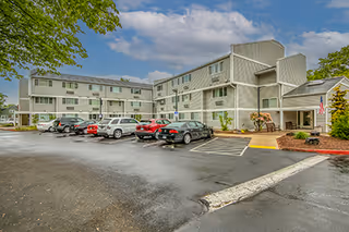 Photo of Jason Lee Manor Apartments