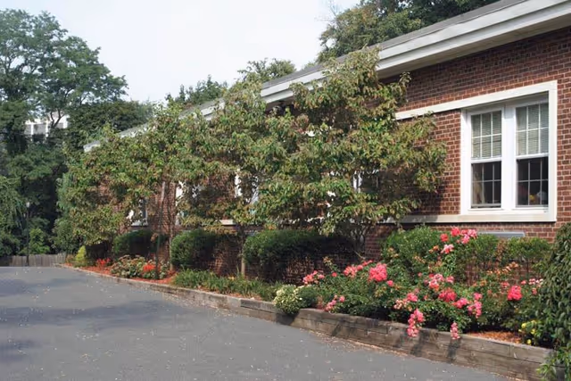 Photo 3 of Spring Hills At Morristown