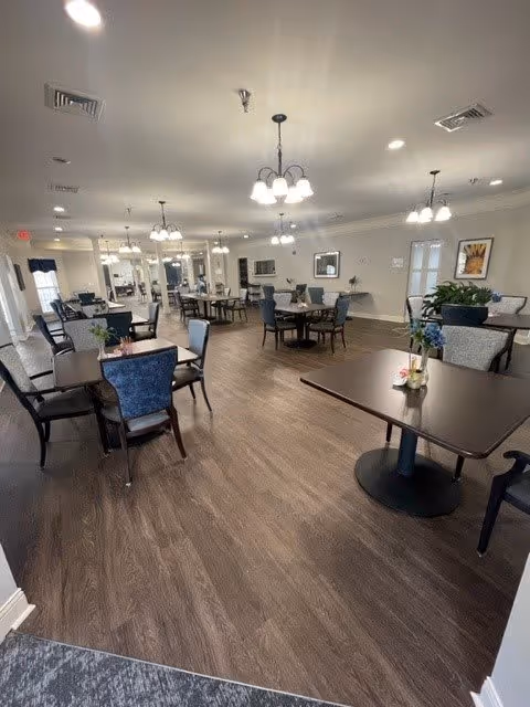 Photo 24 of Charter Senior Living of Paris