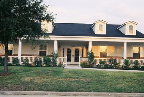 Photo of AutumnGrove Cottage Copperfield