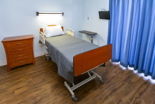 Photo 5 of South Bay Post Acute Care