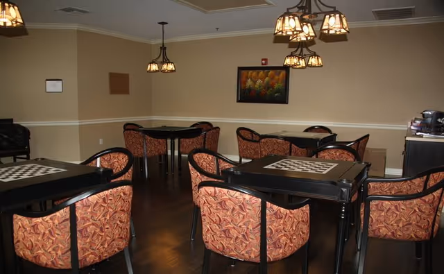Photo 4 of Autumn Wind Assisted Living: Facility ID 105574