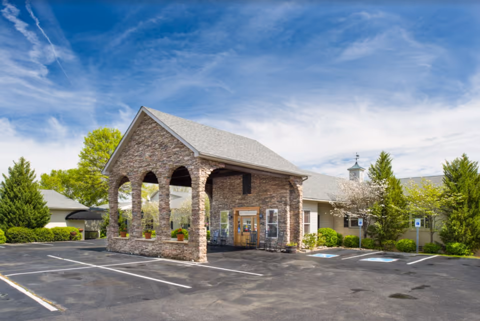 Photo of River Oaks Place - Lenoir City