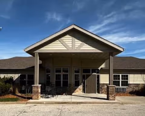 Photo of Dimensions Living Pewaukee East