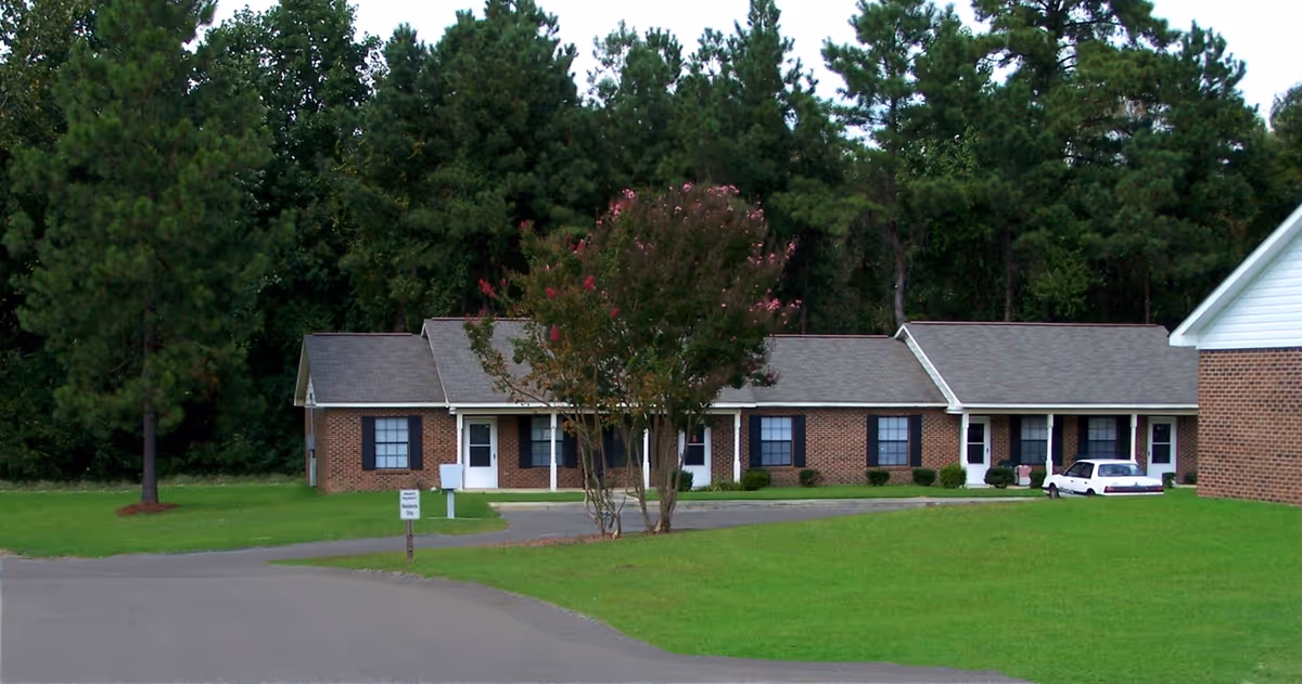 Photo of Fayetteville Manor