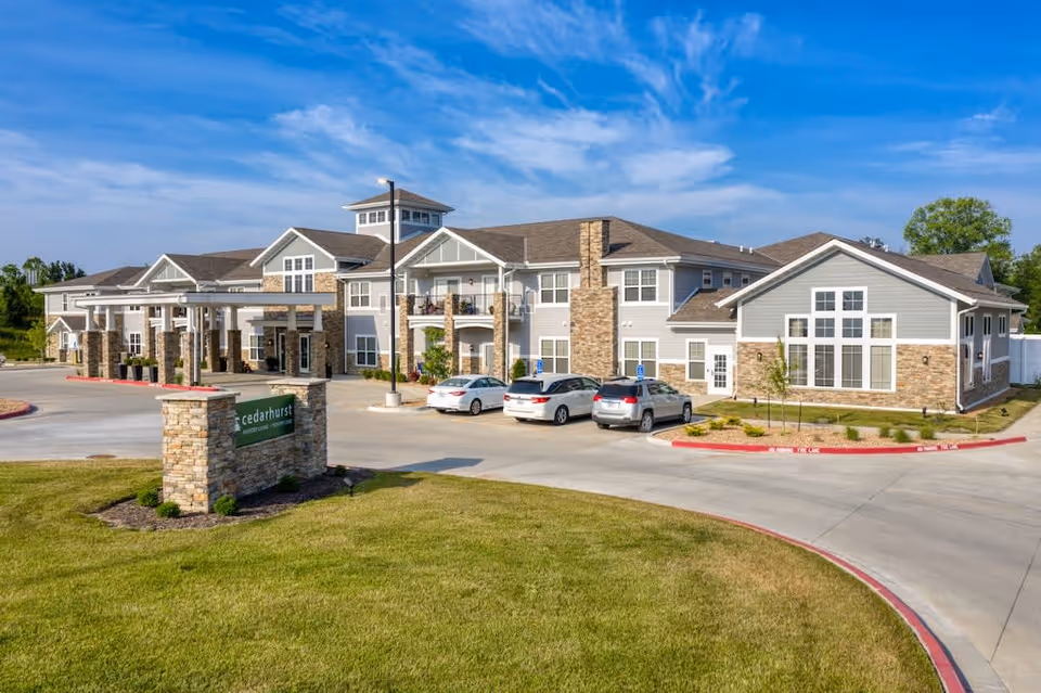 Photo 2 of Cedarhurst Senior Living of Blue Springs