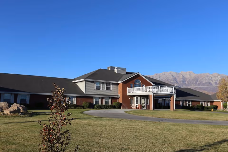 Photo 2 of Lake Ridge Senior Living