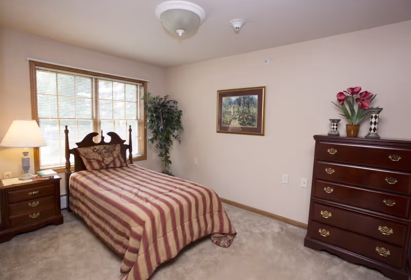Photo 4 of Renaissance by Rennes - Wisconsin Rapids