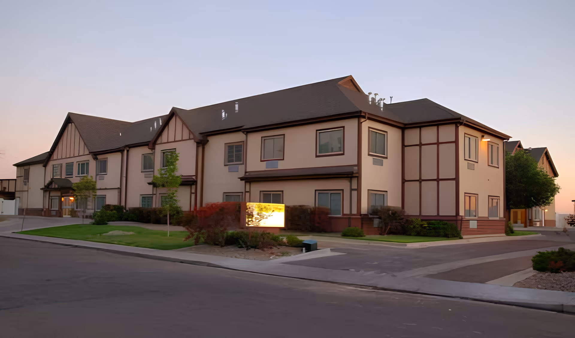 Photo 4 of Chateau At Sharmar Assisted Living