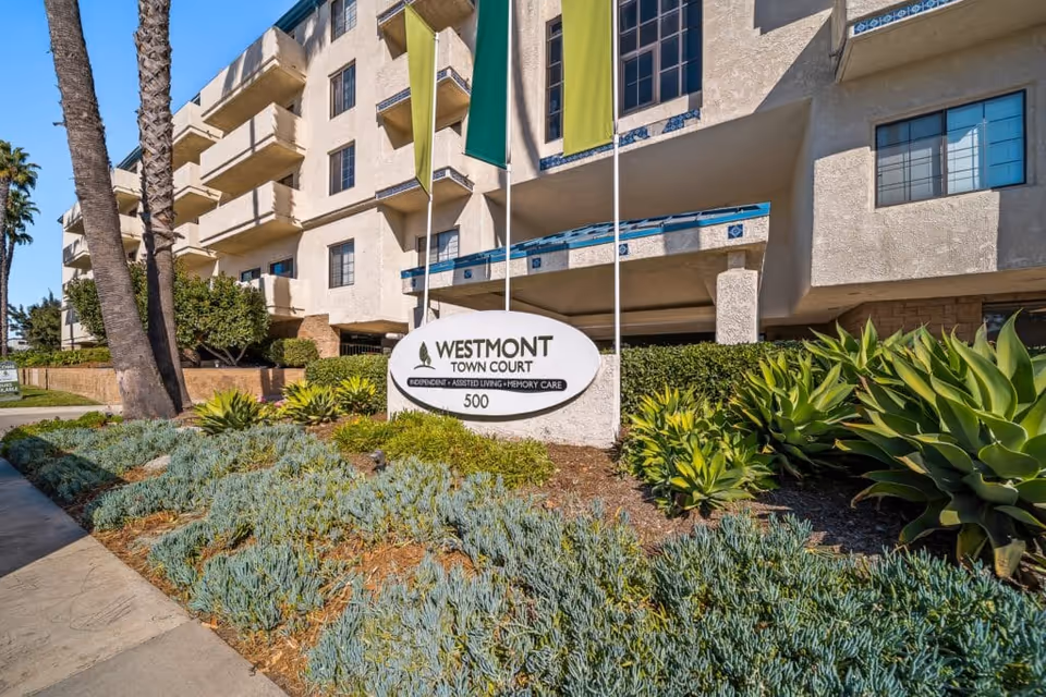 Photo 2 of Westmont of Escondido