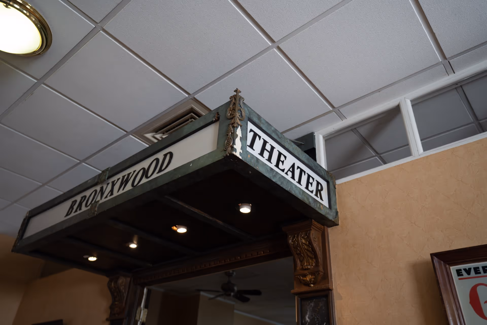 Photo 14 of Bronxwood