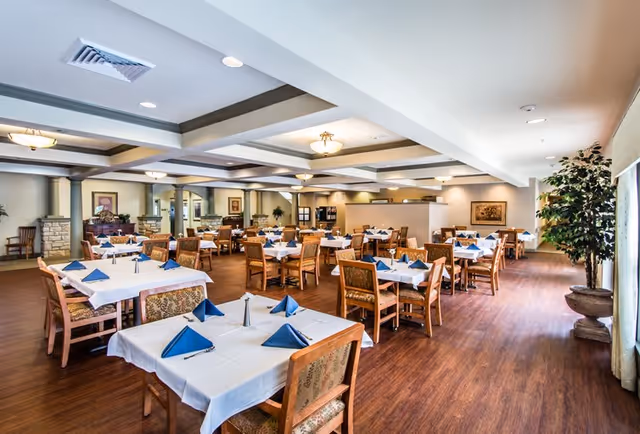 Photo 4 of Charter Senior Living of Godfrey