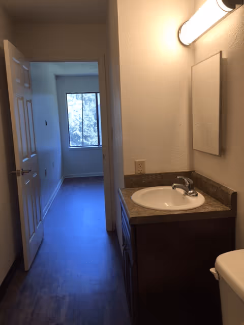 Photo 3 of Bond House Apts