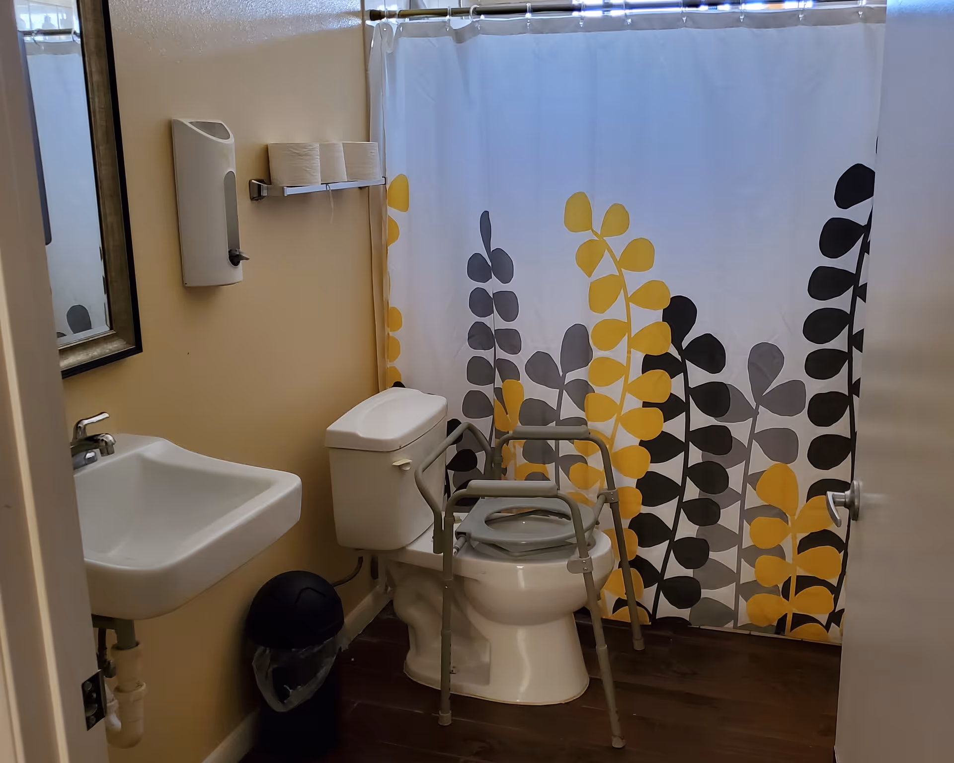 Photo 25 of Hazelwood Manor Assisted Living