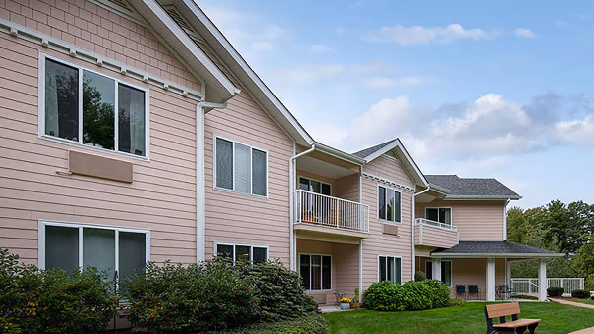Photo 6 of Holiday Maple Suites