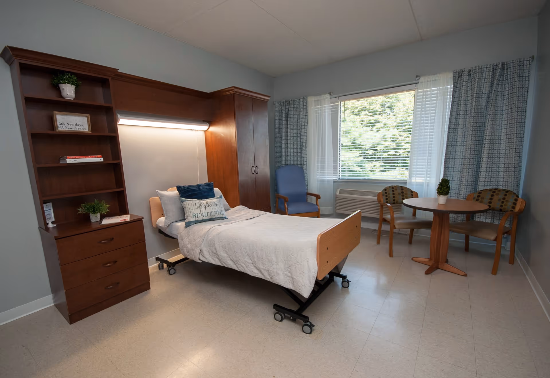 Photo 10 of Accolade Healthcare Of Paxton Senior Living