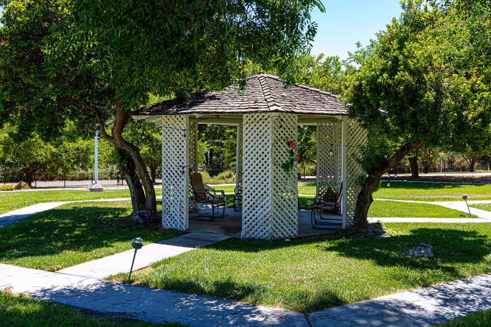 Photo 2 of Oakview Village Independent Senior Living