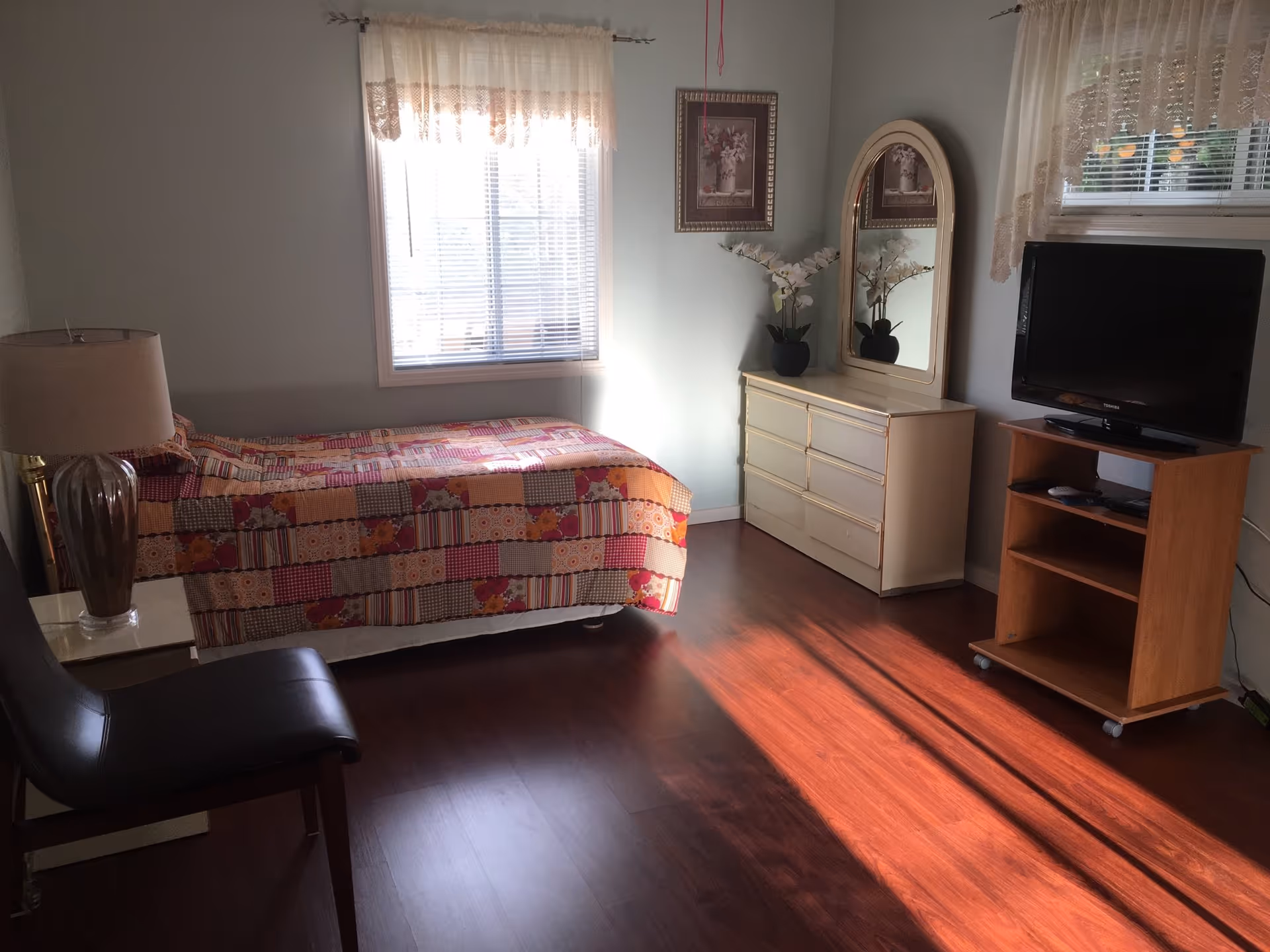 Photo 2 of Sunshine's Place