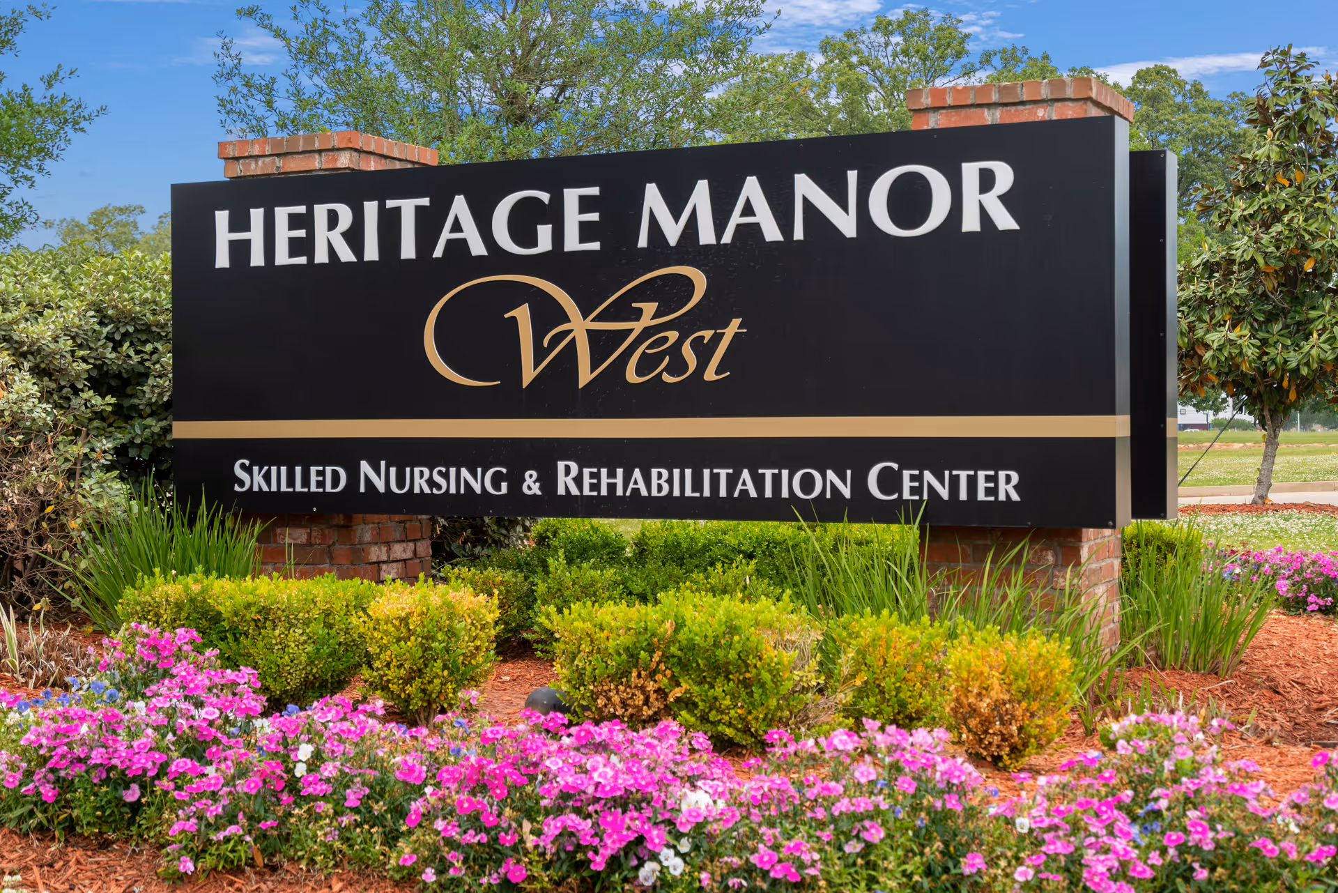 Photo of Heritage Manor West