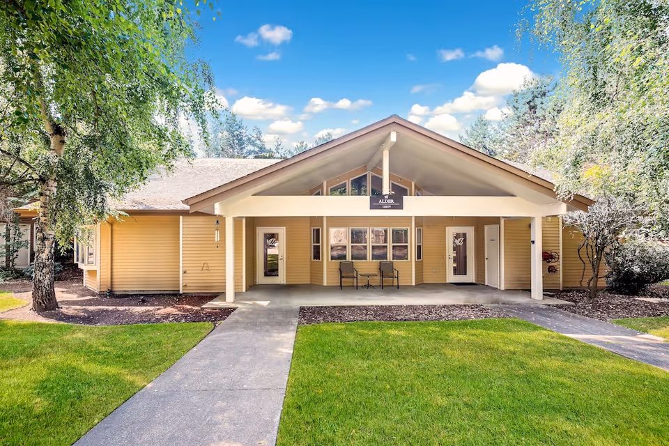 Photo of Pacifica Dogwood Cottage