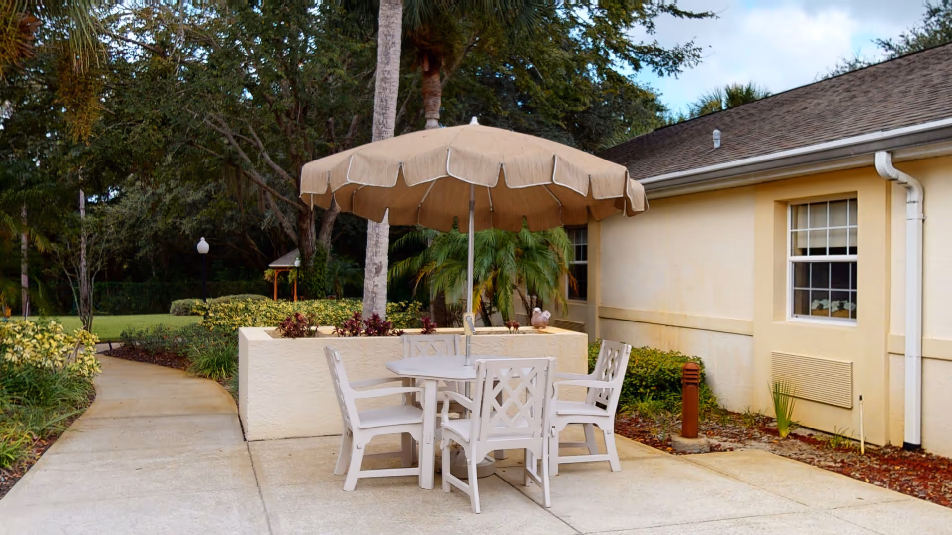Photo 8 of Arden Courts - ProMedica Memory Care Community (Palm Harbor)